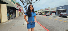 Load image into Gallery viewer, Denim Collection botton Dress
